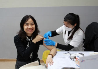 HANEL TỔ CHỨC TIÊM VẮC XIN CÚM MÙA CHO CÁN BỘ NHÂN VIÊN VÀ NGƯỜI THÂN